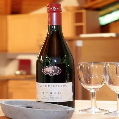 Vakantiehuis Modern Lakeside Escape