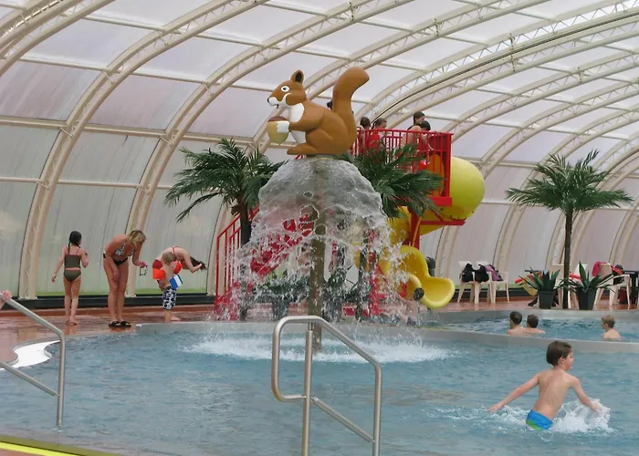 Modern Lakeside Escape * Herpen